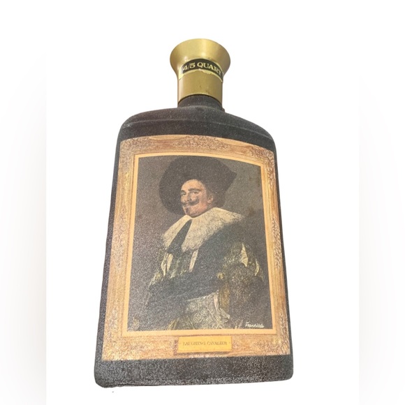VINTAGE (1966) Beam’s Choice Collector's Laughing Cavalier Liquor Decanter - Picture 6 of 8